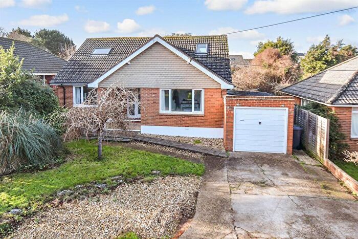 4 Bedroom Chalet For Sale In Victoria Road, Freshwater, Isle Of Wight, PO40
