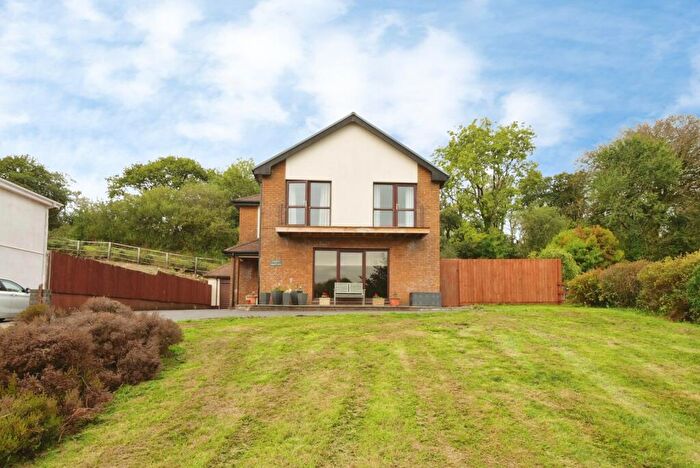 4 Bedroom Detached House For Sale In Llandeilo Road, Gorslas, Llanelli, Carmarthenshire, SA14