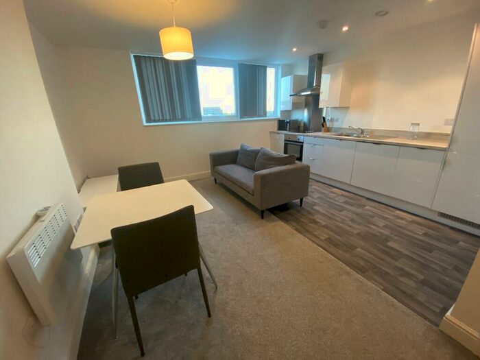 1 Bedroom Flat To Rent In Fleming Way, Town Centre, Swindon, SN1