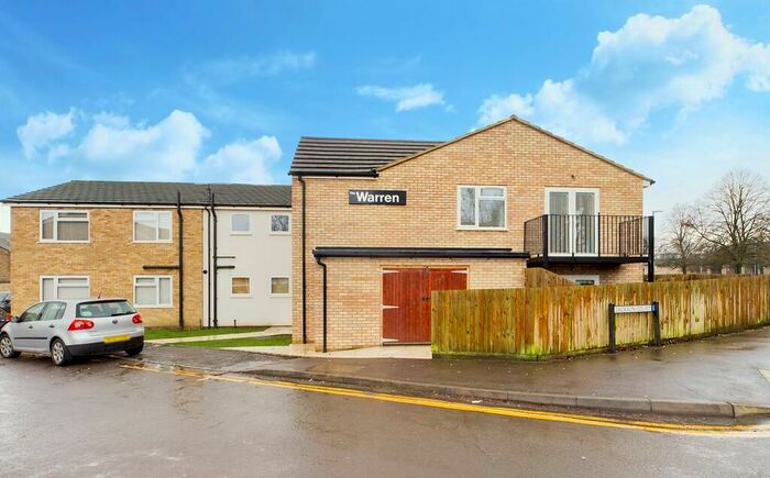 2 Bedroom Flat To Rent In The Warren, Jackson Court, Hazlemere, HP15