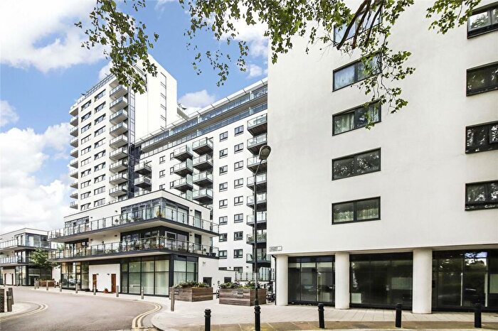 2 Bedroom Apartment To Rent In Wharf Street, Deptford, SE8