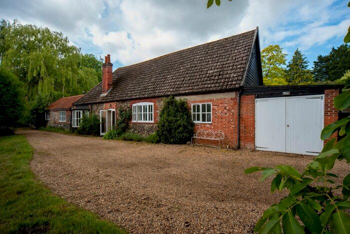 2 Bedroom Barn Conversion For Sale In Quidenham, Norwich, Norfolk, NR16