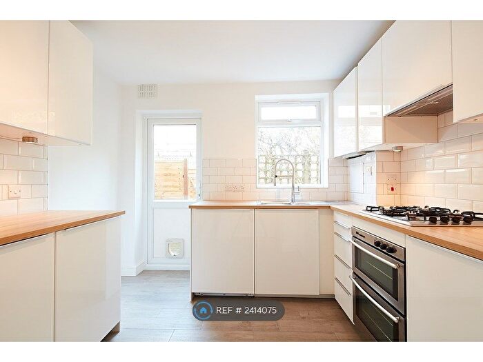 2 Bedroom Flat To Rent In Byrne Road, London, SW12