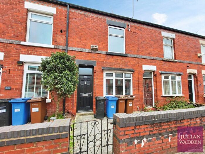3 Bedroom Terraced House For Sale In Gorton Road, Reddish, Stockport, SK5