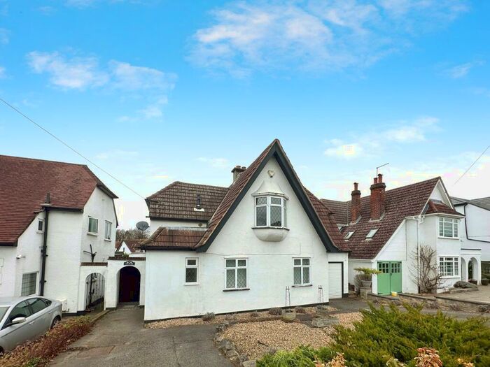 3 Bedroom Detached House To Rent In Syke Ings, Richings Park, Iver., SL0