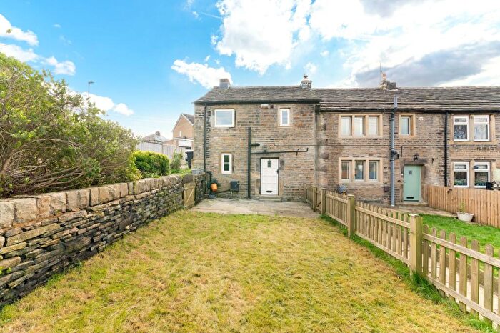 2 Bedroom End Of Terrace House For Sale In Oakes Lane, Brockholes, HD9