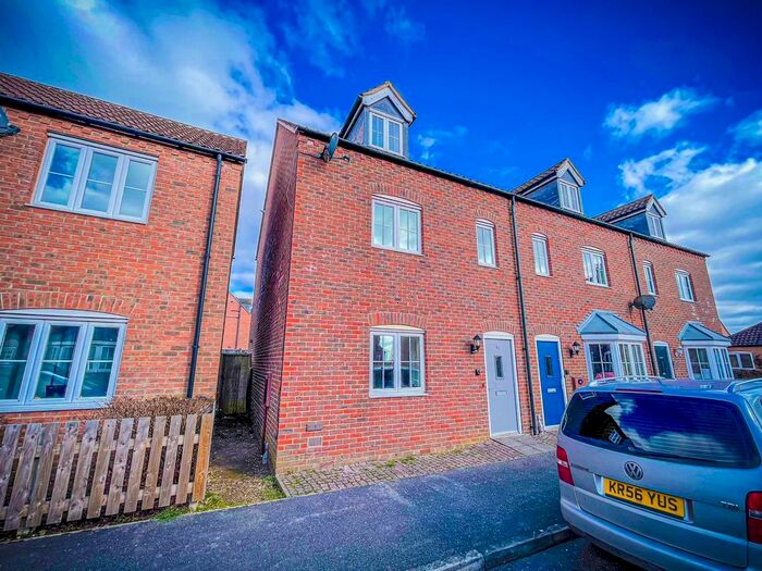 3 Bedroom End Of Terrace House To Rent In St. Lawrence Drive, Bardney, Lincoln, LN3