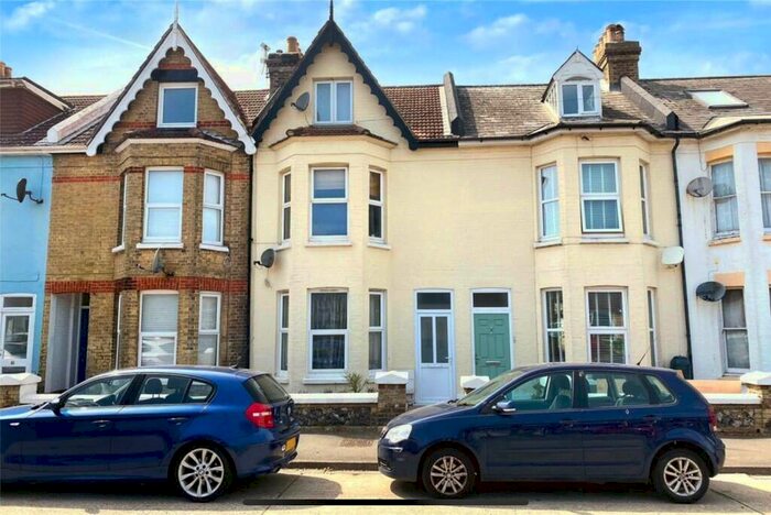 1 Bedroom Apartment To Rent In Bayford Road Littlehampton, BN17