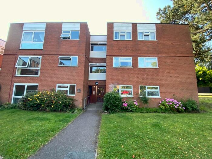 2 Bedroom Flat To Rent In Parkwood Court, Walsall Road, Four Oaks, Sutton Coldfield, B74