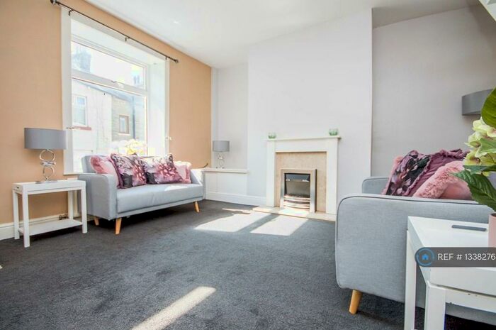 2 Bedroom Terraced House To Rent In Pembroke Street, Bacup, OL13