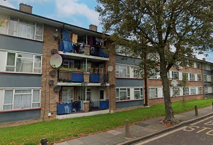 2 Bedroom Flat For Sale In Lady Margaret Road, Southall, UB1