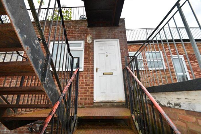 2 Bedroom Apartment To Rent In Bedroom Apartment St Floor In Aldershot, GU11