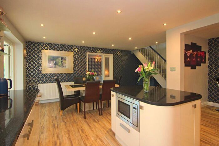 5 Bedroom Detached House For Sale In Foxwell Close, Haslingden, Rossendale, BB4