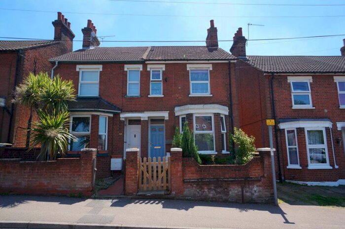 3 Bedroom Semi-Detached House To Rent In Back Hamlet, Ipswich, Suffolk, IP3