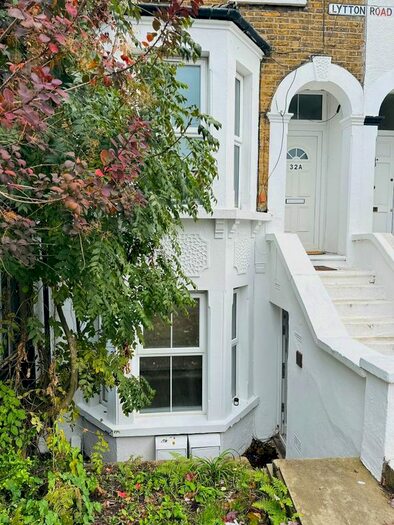 2 Bedroom Flat To Rent In Lytton Road, London, E11