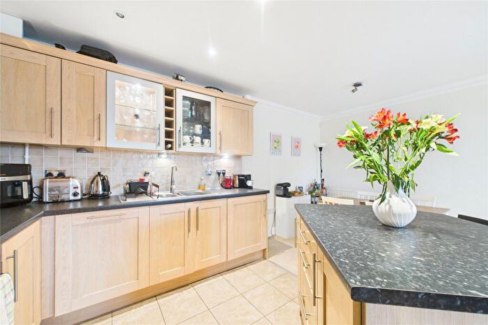 2 Bedroom Apartment To Rent In Cygnet House, Boulters Court, Maidenhead, Berkshire, SL6