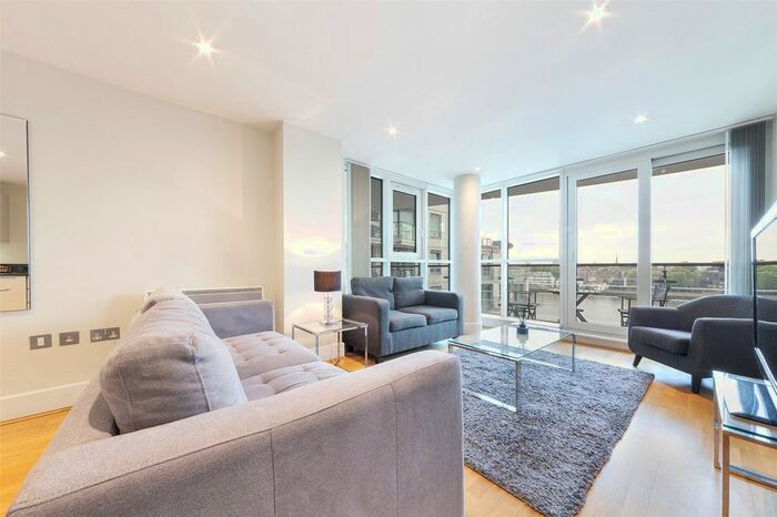 1 Bedroom Flat To Rent In Jellicoe House, St. George Wharf, Nine Elms, London, SW8