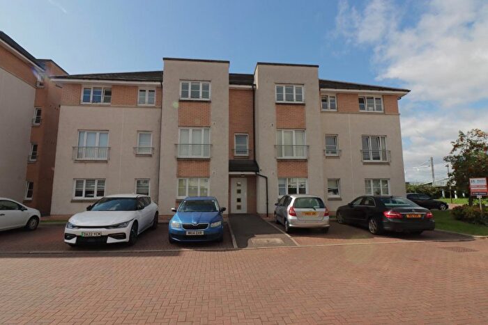 2 Bedroom Flat To Rent In Moreland Place, Causewayhead, Stirling, FK9