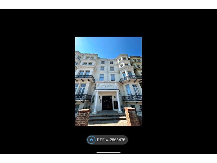 2 Bedroom Flat To Rent In Beauchamp Court, Eastbourne, BN21