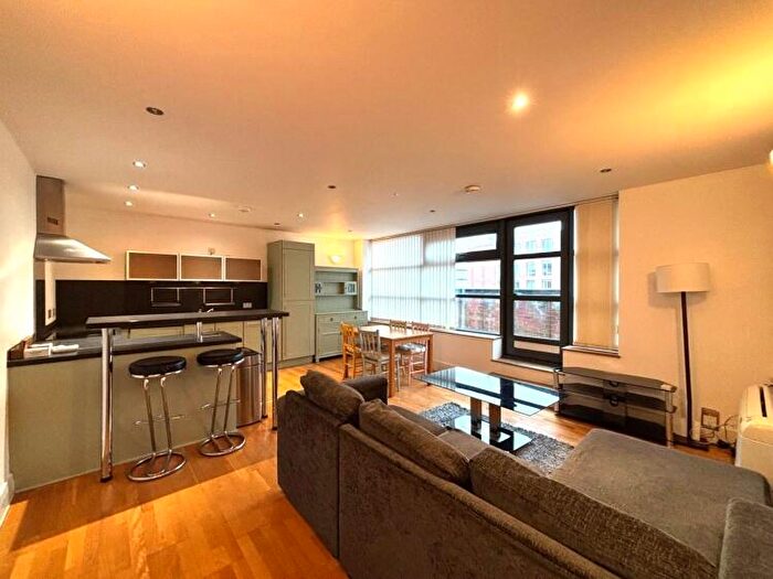 2 Bedroom Apartment To Rent In Ellesmere Street Manchester, M15