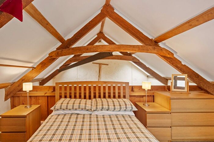 2 Bedroom Cottage For Sale In Llysyfran, SA63