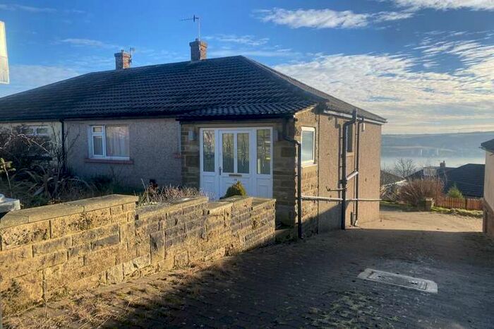 2 Bedroom Semi-Detached House To Rent In Shann Avenue, Keighley, BD21