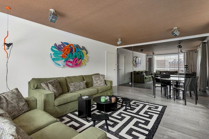 3 Bedroom Flat To Rent In Kinnerton Street, London, SW1X