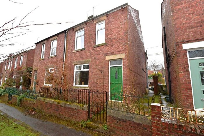3 Bedroom Semi-Detached House For Sale In Woodside, Beamish, Stanley, DH9