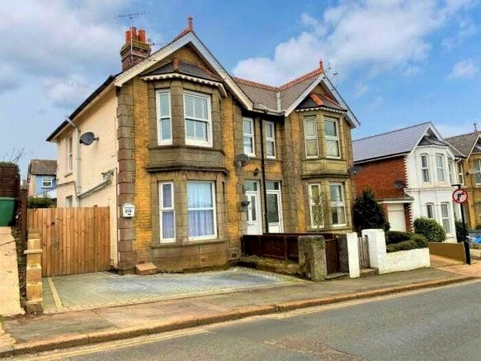 Houses for sale & to rent in PO37 6NS, High Street, Shanklin South Shanklin