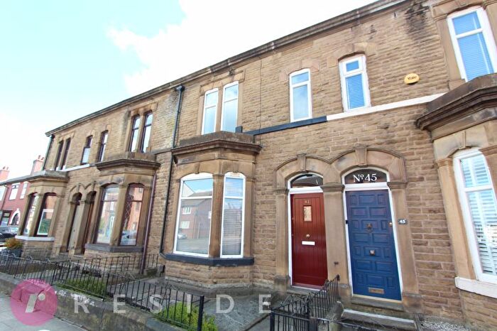 4 Bedroom Terraced House For Sale In Bury New Road, Heywood, OL10