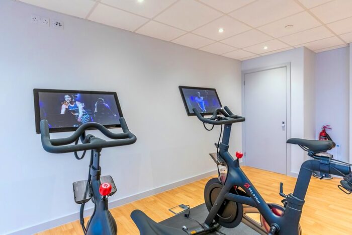 1 Bedroom Flat To Rent In Centenary Plaza, Southampton, SO19