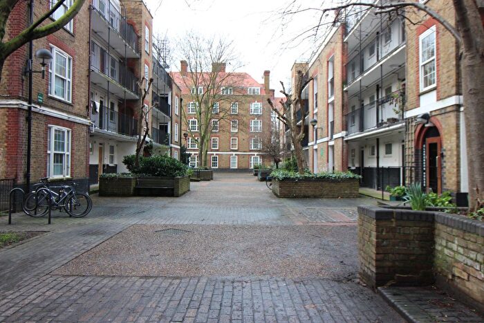 2 Bedroom Flat To Rent In Wolcot House, Euston, NW1