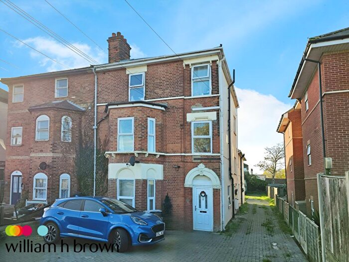 2 Bedroom Flat To Rent In Hill Road, Harwich, CO12