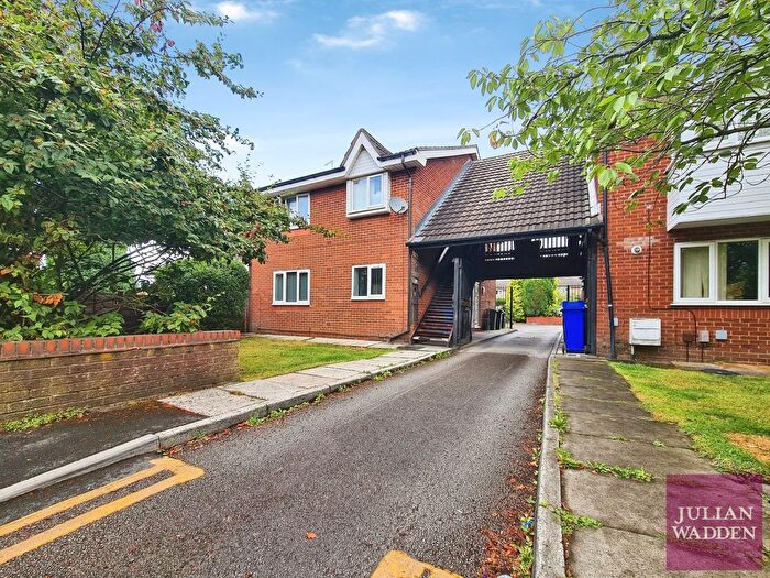 1 Bedroom Flat To Rent In St Annes Road, Denton, Manchester, Greater Manchester, M34
