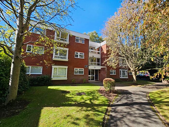 2 Bedroom Flat For Sale In Hartley Place, Edgbaston, B15