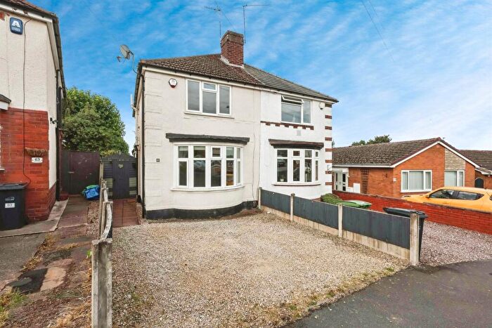 2 Bedroom Semi-Detached House For Sale In Oak Park Road, Wordsley, Stourbridge, DY8