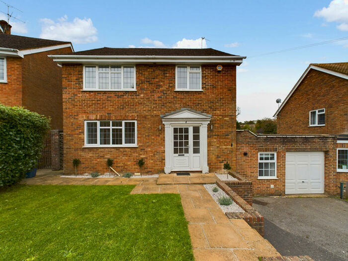 4 Bedroom Detached House To Rent In Bellwood Rise, High Wycombe, HP11