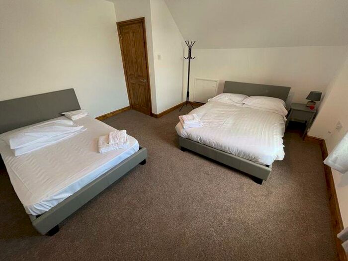 2 Bedroom Apartment To Rent In Newnham Street, Castle Quarter, Bedford, MK40