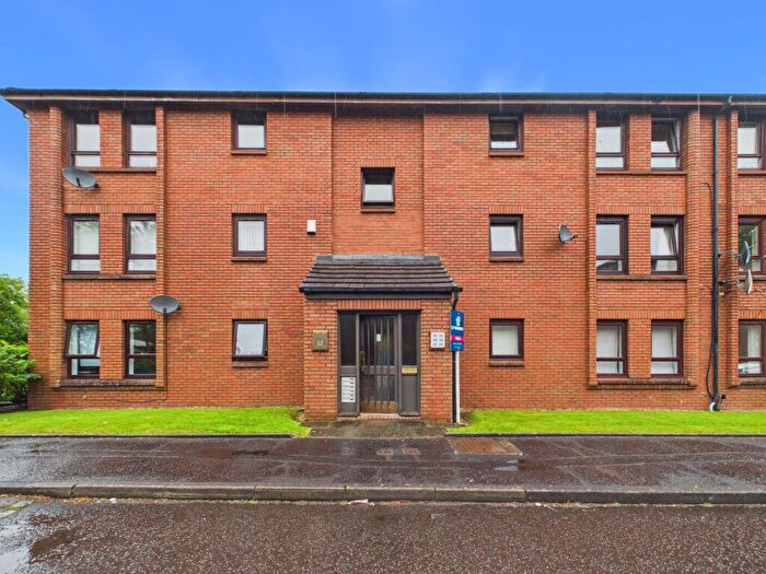 2 Bedroom Flat For Sale In Caird Gardens, Hamilton, ML3