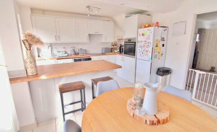 3 Bedroom Terraced House For Sale In Plymouth Drive, Stubbington, Fareham, PO14