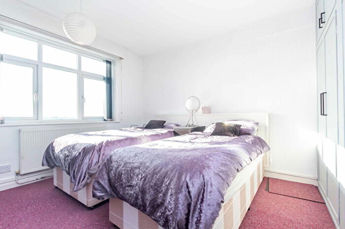 2 Bedroom Flat For Sale In Viceroy Court, Lord Street, Southport, PR8