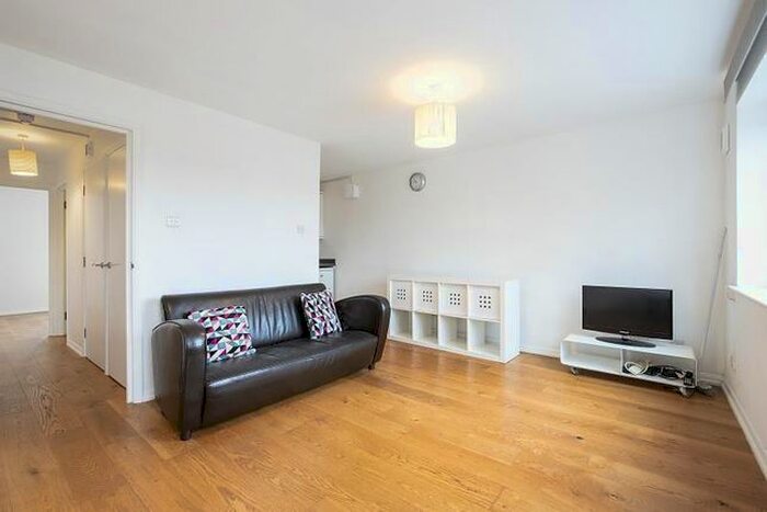 1 Bedroom Flat To Rent In Wellington Road, Wimbledon, SW19