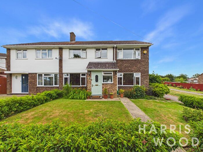 5 Bedroom Semi-Detached House For Sale In Saxon Drive, Witham, Essex, CM8