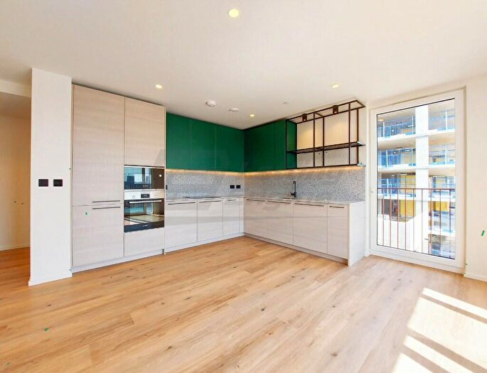 2 Bedroom Flat To Rent In Hemlock Street, London, E14