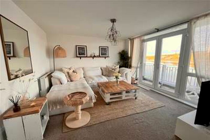 2 Bedroom Flat To Rent In The Armstrong, Tynemouth Pass, Gateshead, NE8