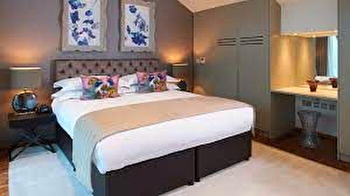 1 Bedroom Town House To Rent In Cheval Place, London, SW7