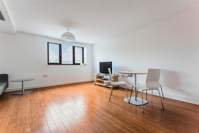 1 Bedroom Flat To Rent In Beeston Road, Beeston, Leeds, LS11