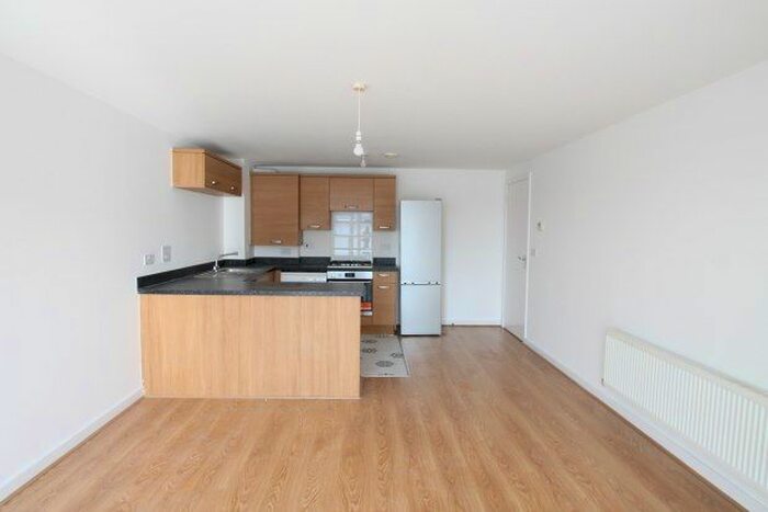 2 Bedroom Flat To Rent In Hyde Grove, Dartford, DA1