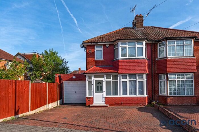 3 Bedroom Semi Detached House To Rent In Manor Way, Colindale, London, NW9