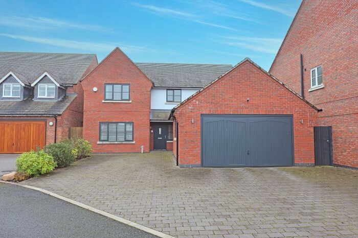 4 Bedroom Detached House For Sale In Lakesedge, Eccleshall Road, Stone, Staffordshire, ST15